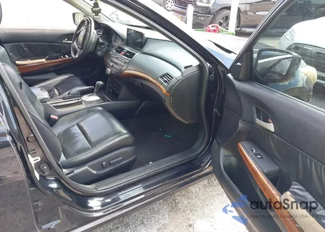 2011 Honda Accord 3.5 Ex-L из США, поврежденный, VIN 1HGCP3F87BA024561